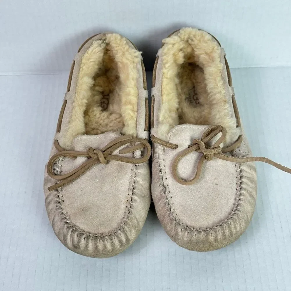 Ugg Dakota Slipper size 3